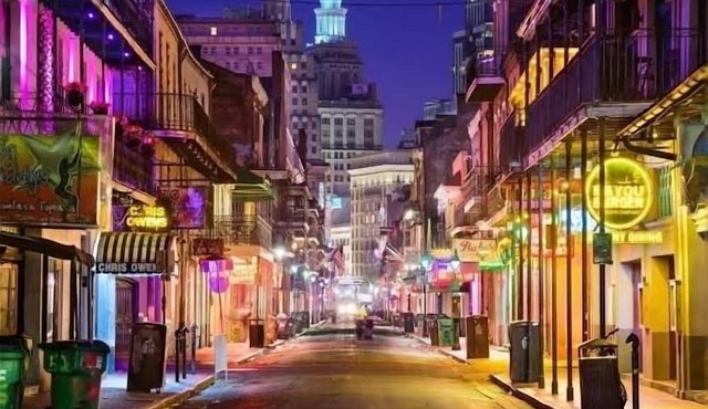 NOLA CITY CONDO!