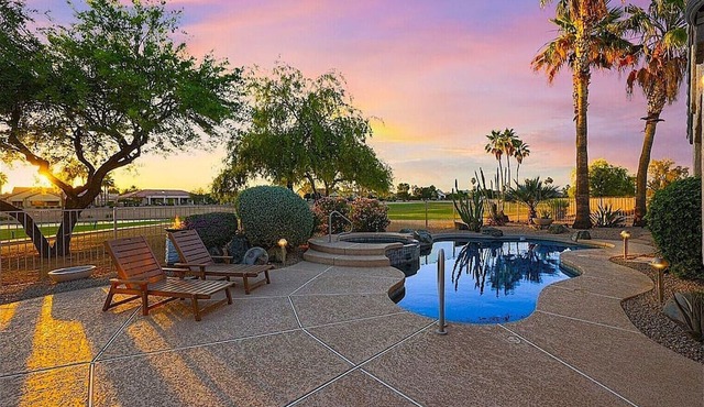 3-bedroom house in The Grand On the Golf Course with Sunset Views and Pool