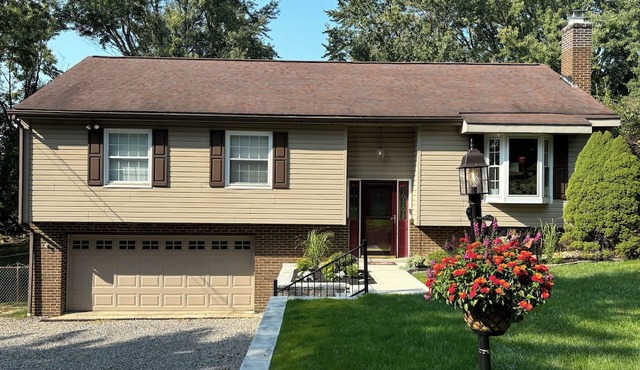 US Open Home 0.4 miles from Oakmont Country Club Plum Pa