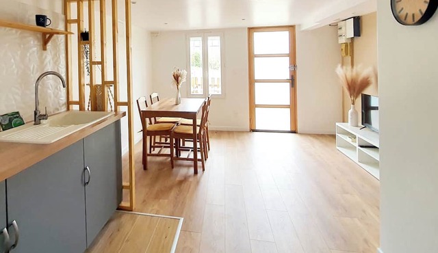 Quiet, detached T2 apartment/10 min from Lyon Centre/Private car park/Terrace