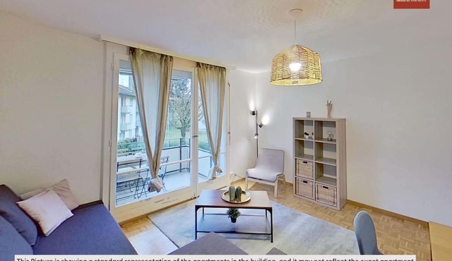Bright 3BR Apt w/Balcony in Zürich-Oerlikon