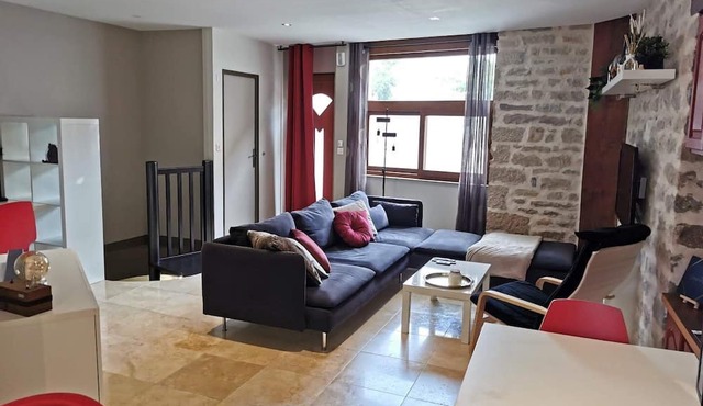 Peaceful Haven in the Vibrant Heart of Dijon