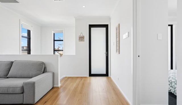 Stay In Port Adelaide!