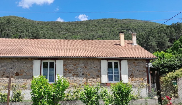 Cévennes Gard - Single-storey family house 6 pers - private pool