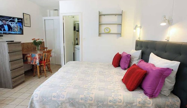 Stay in this bright apartment just steps from the spas and city center of Dax
