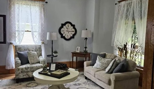 512B) Ma'on House Bed and Breakfast