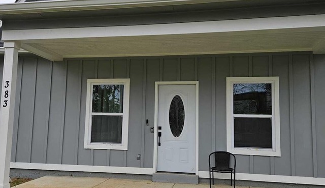 Gorgeous & Comfortable 5-bedroom, New Home in Collierville