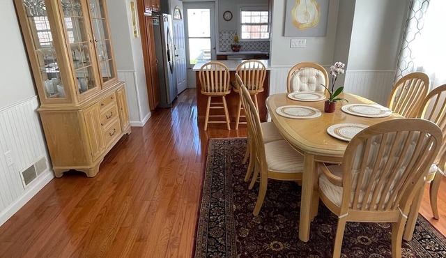 Modern 2BR Home in Natrona Hts