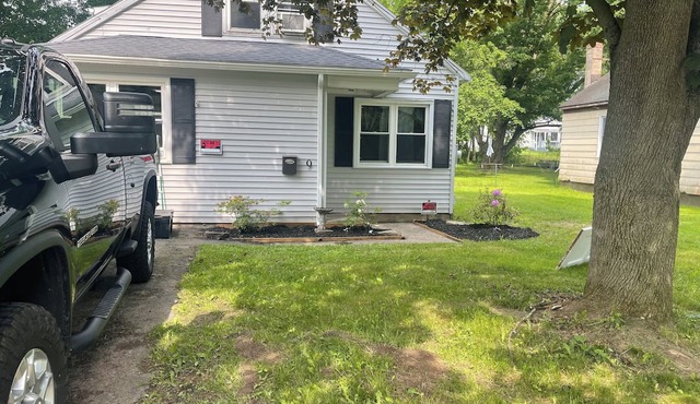 Charming 3-bedroom house in wonderful Baldwinsville with WiFi