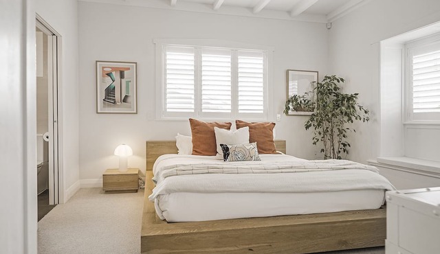 Super Luxurious Home HotTub 3BR 2BA 2 Fee CarParks