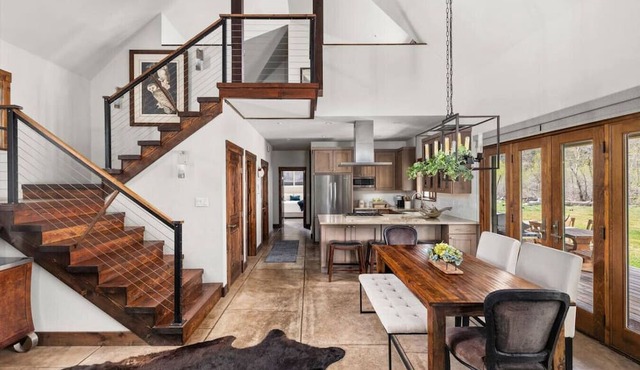 Refined Mountain Home Carbondale