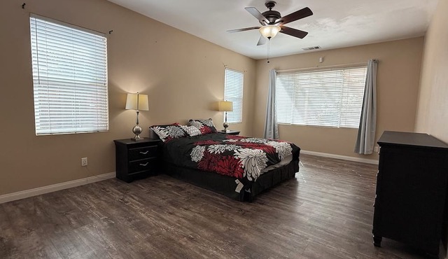 3-bedroom house in charming Moreno Valley with WiFi, AC. Fully furnished.