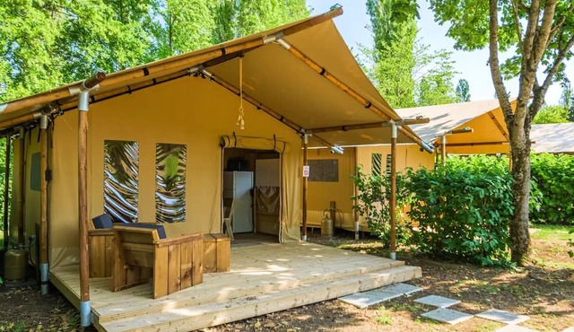 SLOW LODGE - without sanitary facilities sleeps 5