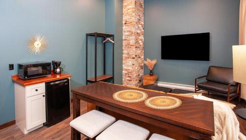 The Intrepid Rentals