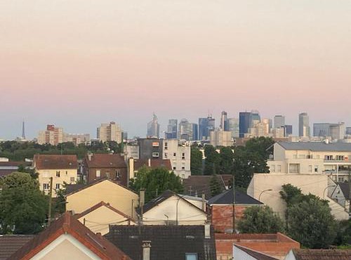 Duplex familial vue Tour Eiffel