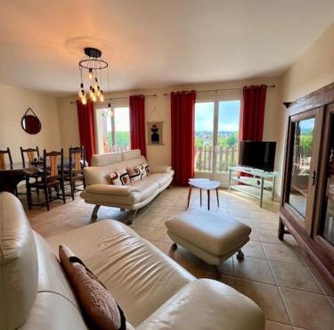 Maison Maïçac - 6 personnes - Proche Bourg Meyssac - A proximité de Collonges-la-Rouge