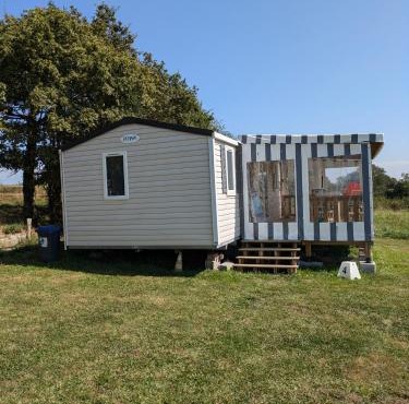 Mobil home 4x8m et terrasse 18m2