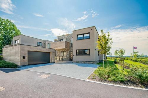 Yachthaven - Luxury Coastal Living