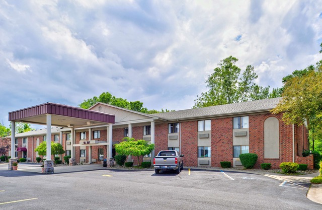 Americas Value Inn Suites Bluffton 
