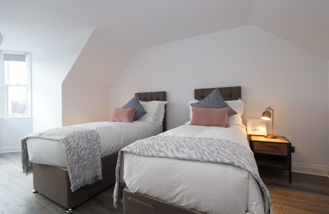 Dollar Apartments at 41