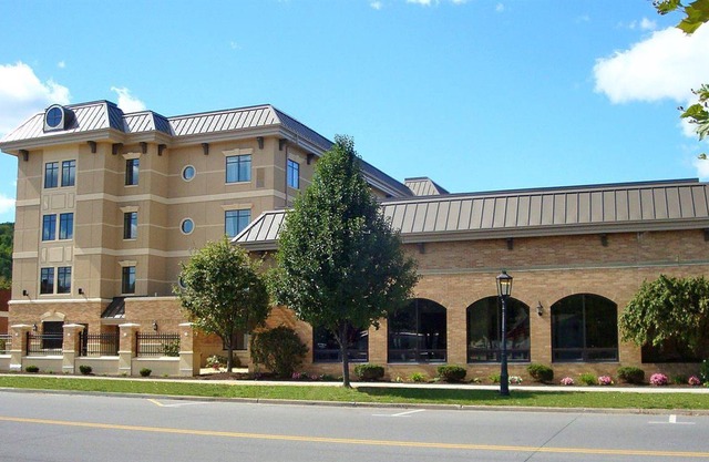 Penn Wells Historic Hotel