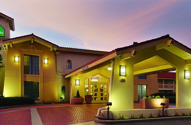 Baymont 