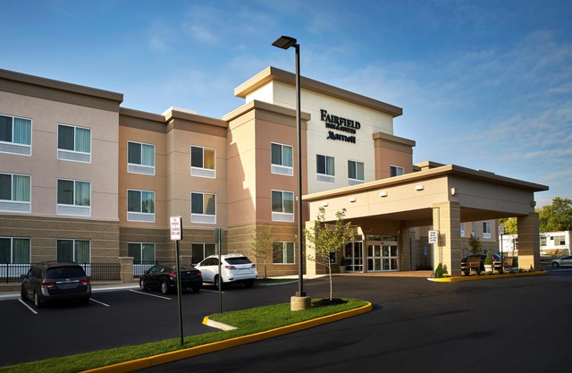 Fairfield Inn 