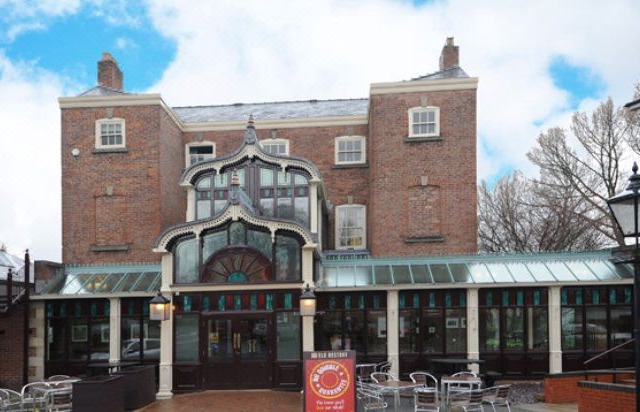 Premier Inn Stockport Central